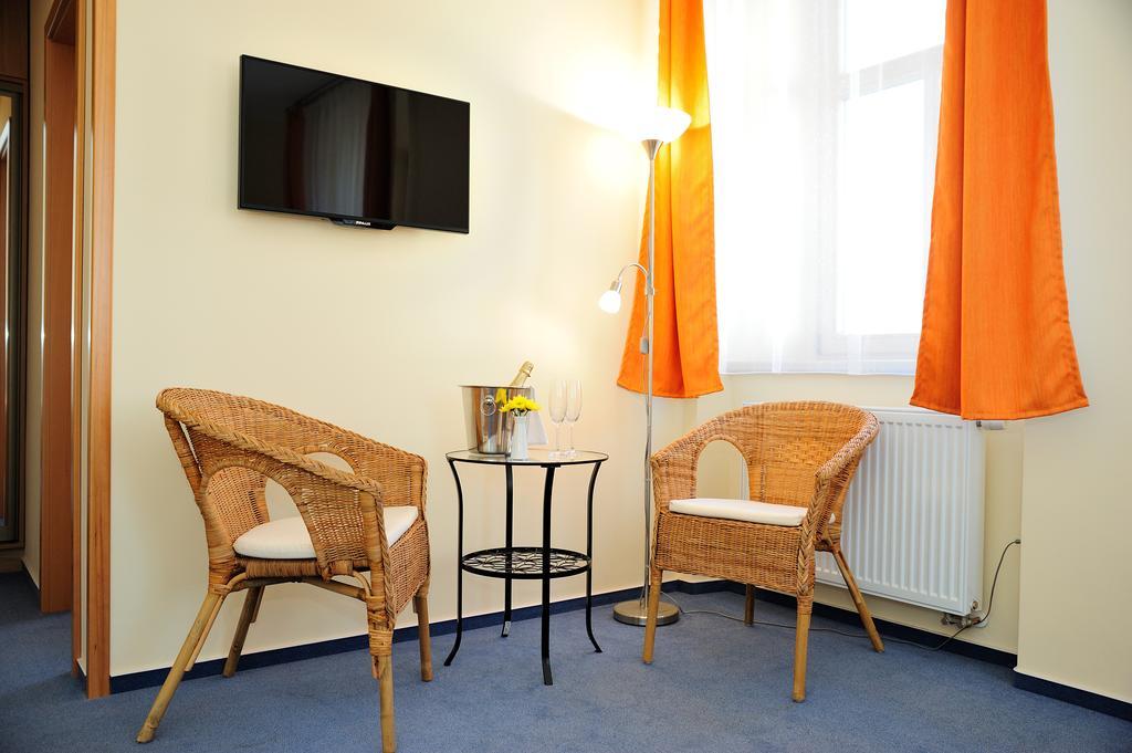 Hotel Praha Potstejn Номер фото