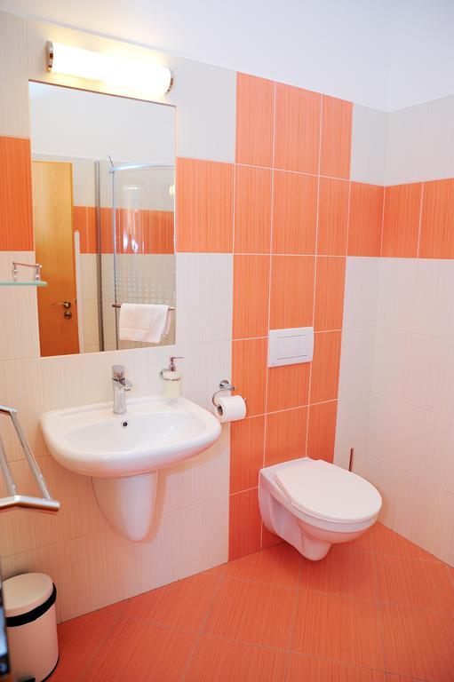 Hotel Praha Potstejn Номер фото