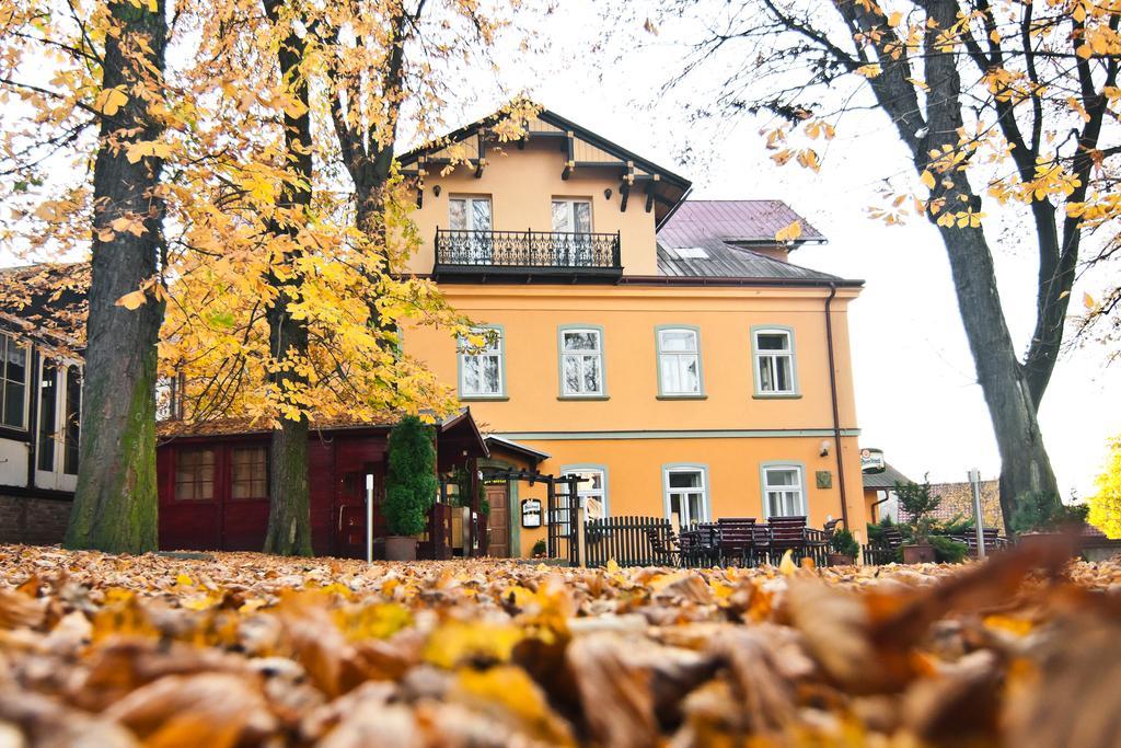 Hotel Praha Potstejn Екстер'єр фото