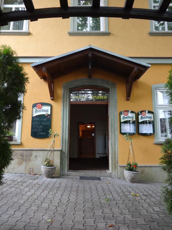 Hotel Praha Potstejn Екстер'єр фото